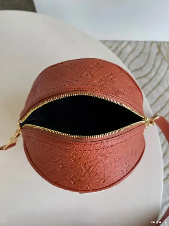 WIS IN BASKET VUITTON LOUIS LVXNBA BALL 0514